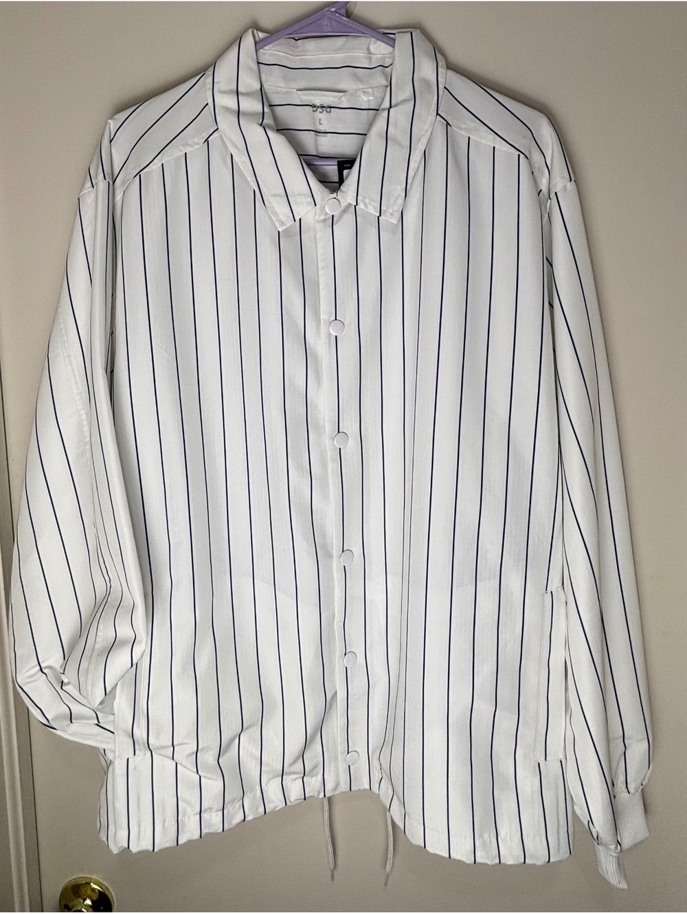 DSG Men’s Large White Navy Pinstripe Water Repellent Coach Jacket NWT